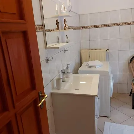 Rege 2 Διαμέρισμα Alsóörs