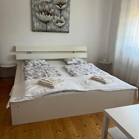 Appartement Rege 2